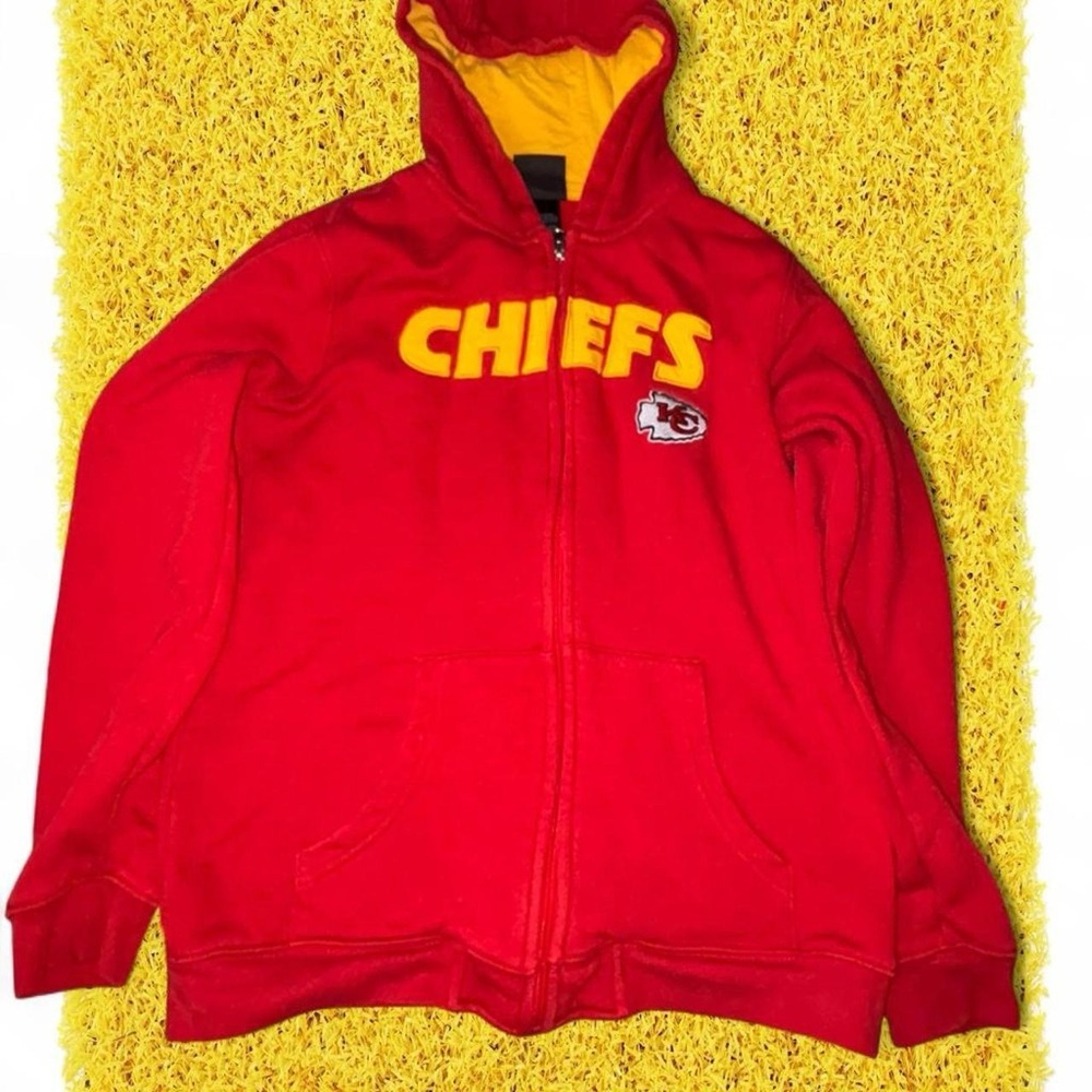 Youth NFL Kansas City Chiefs red zip up hoodie Size L #NFL #Chiefs #gridiron